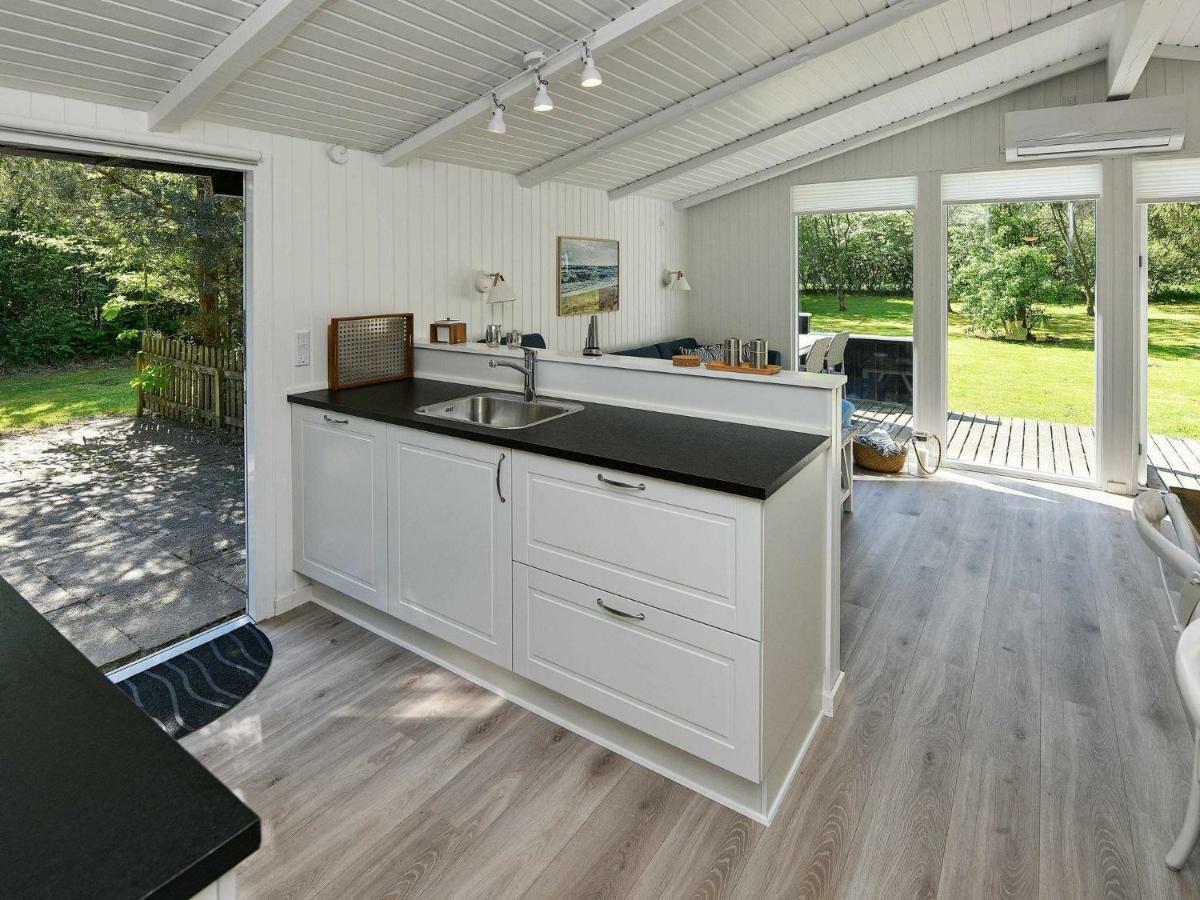 5 Person Holiday Home In Oksb L Dyreby Esterno foto